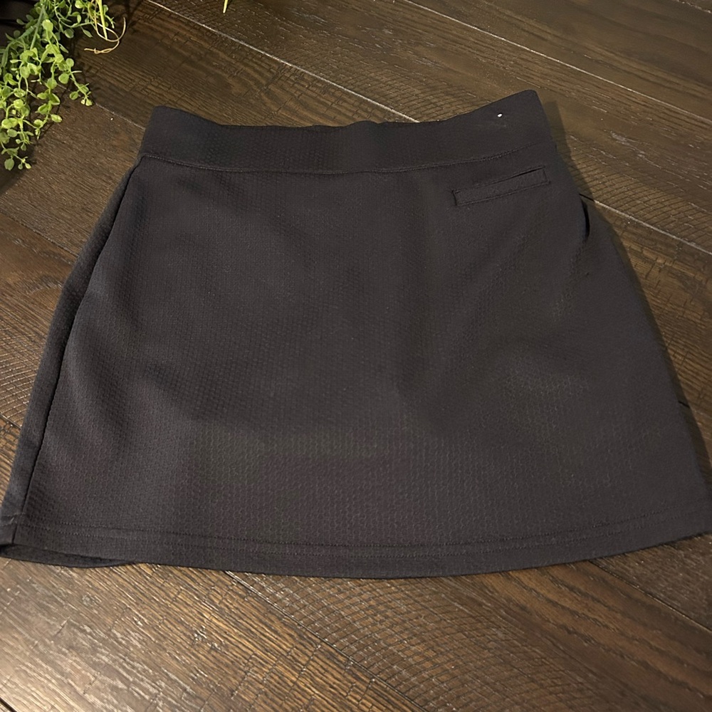 Pebble Beach Black golf skort